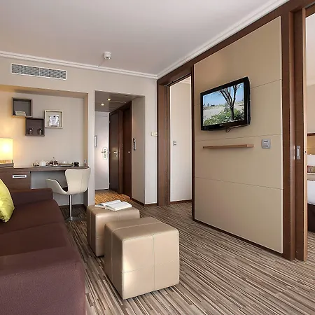 Ac By Marriott Ambassadeur Antibes - Les Pins جوان ليه باه