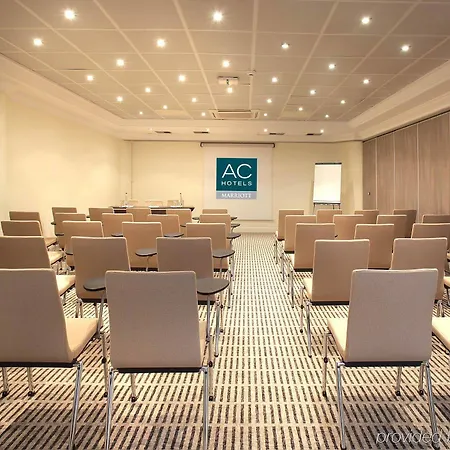 Ac By Marriott Ambassadeur Antibes - Les Pins فندق