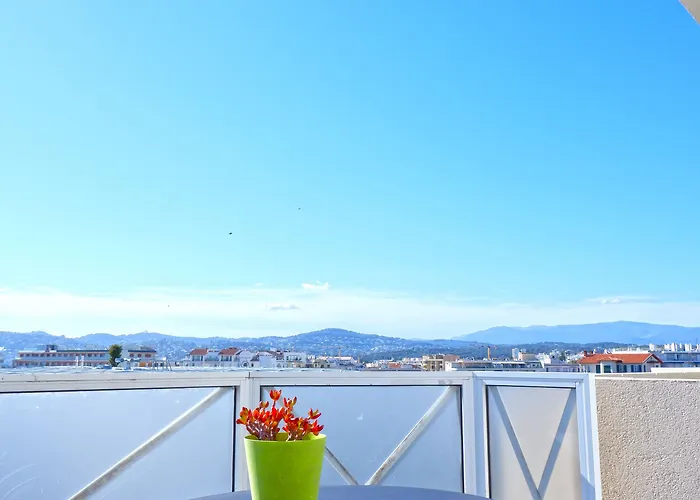 Hotel Ac By Marriott Ambassadeur Antibes - Les Pins Juan-les-Pins