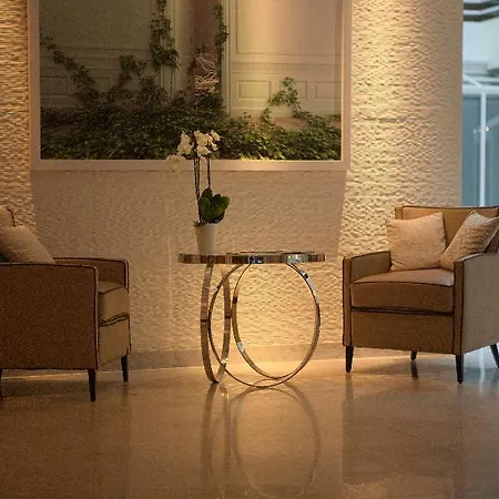 Hotel Ac By Marriott Ambassadeur Antibes - Les Pins 4*