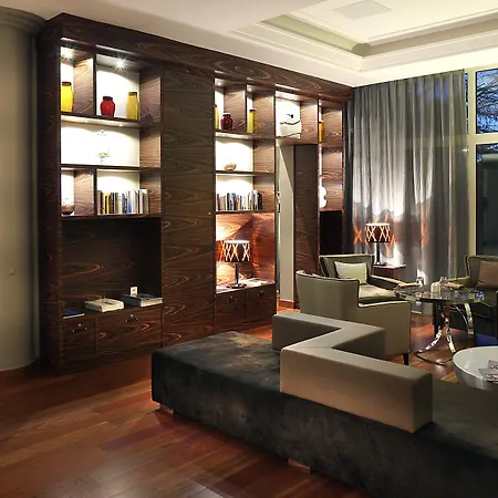 Ac By Marriott Ambassadeur Antibes - Les Pins Hotell