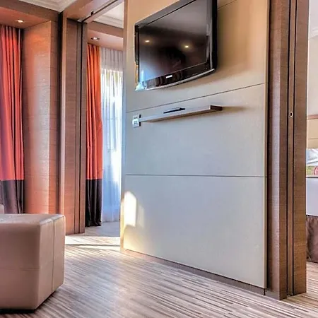 Ac By Marriott Ambassadeur Antibes - Les Pins 4* Juan-les-Pins