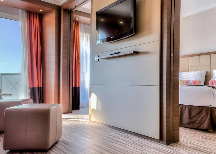 Hotel Ac By Marriott Ambassadeur Antibes - Les Pins Juan-les-Pins