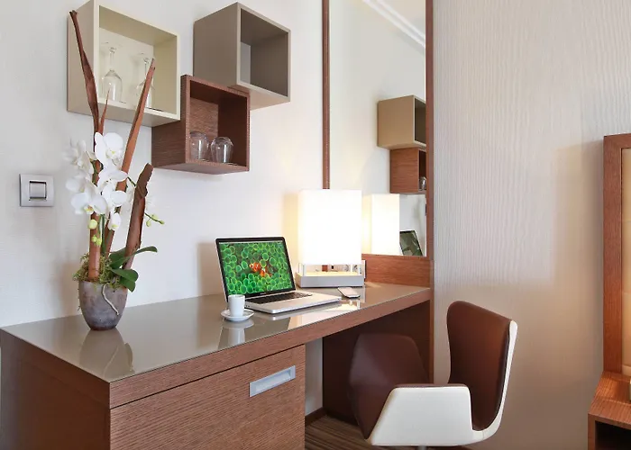 Ac By Marriott Ambassadeur Antibes - Les Pins 4*