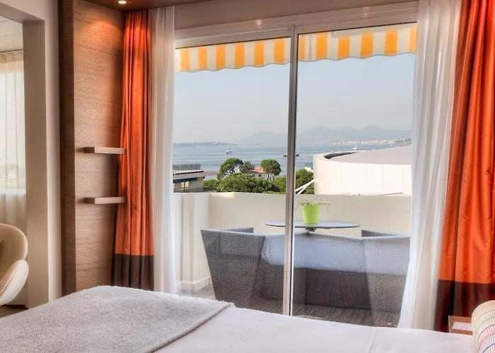 Ac By Marriott Ambassadeur Antibes - Les Pins Hotel Juan-les-Pins