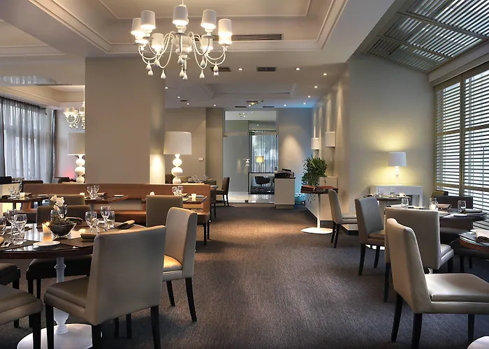 Ac By Marriott Ambassadeur Antibes - Les Pins Hotel 4*